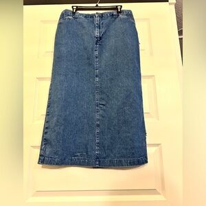 Distressed maxi denim skirt Sz. 14 for fall!